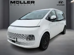 Weiß Gebraucht 2024 Hyundai Staria Trend Van | 43.333 €