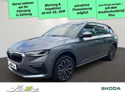Graphitegrau metallic Neu 2025 Skoda Scala Tour Kleinwagen | 31.799 € (Teuer)