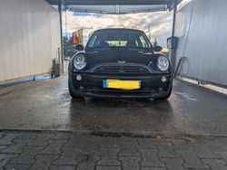 Schwarz Gebraucht 2005 Mini Cooper Kleinwagen | 5.500 €