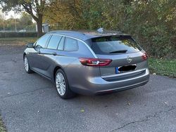 Grau Gebraucht 2018 Opel Insignia Kombi | 15.500 € (Etwas zu teuer)