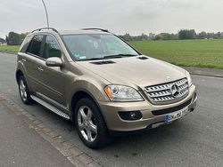 Gold Gebraucht 2008 Mercedes ML320 SUV | 9.299 € (Fairer Preis)