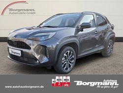 Grau Neu 2025 Toyota Yaris Hybrid Kleinwagen | 31.990 € (Etwas zu teuer)