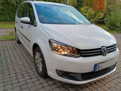 Weiß Gebraucht 2011 VW Touran Comfortline Van / Kleinbus | 6.300 € (Fairer Preis)