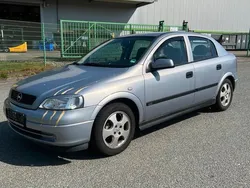 Grau Gebraucht 2002 Opel Astra Limousine | 1.200 € (Superpreis)