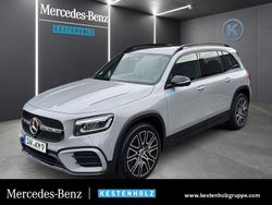 Grau Gebraucht 2025 Mercedes GLB180 AMG SUV | 46.550 € (Teuer)
