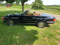 Schwarz Gebraucht 1988 Mercedes 560 Cabrio | 39.900 €