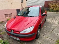 Rot Gebraucht 2003 Peugeot 206 Filou Limousine | 950 € (Guter Preis)