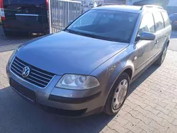 Grau Gebraucht 2002 VW Passat Kombi | 2.485 € (Etwas zu teuer)