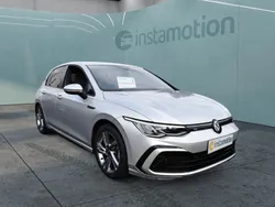 Silber Gebraucht 2024 VW Golf VIII R-line Limousine | 26.450 € (Superpreis)