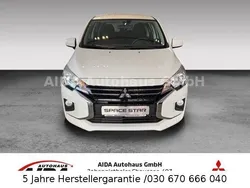 Weiß Gebraucht 2024 Mitsubishi Space Star Basis Kleinwagen | 11.490 € (Fairer Preis)