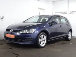 Blau Gebraucht 2016 VW Golf VII Comfortline Limousine | 9.900 € (Guter Preis)