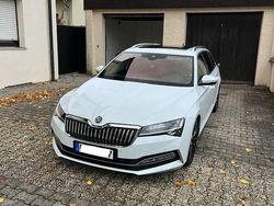 Weiß Gebraucht 2019 Skoda Superb LAURIN & KLEMENT Kombi | 25.900 € (Fairer Preis)