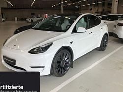 Weiß Gebraucht 2023 Tesla Model Y Performance SUV | 46.400 € (Teuer)