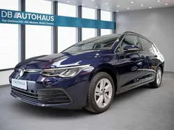 Blau Gebraucht 2023 VW Golf VIII Life Kombi | 20.390 € (Superpreis)
