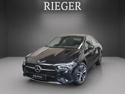 Black metallic Gebraucht 2024 Mercedes CLA180 Advanced Limousine | 29.977 € (Fairer Preis)