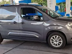 Grau Gebraucht 2019 Opel Combo Edition Van / Kleinbus | 21.790 € (Teuer)