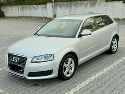 Silber Gebraucht 2009 Audi A3 Sportback Ambiente Kombi | 7.500 € (Superpreis)