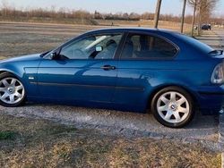 Blau Gebraucht 2002 BMW 318 Compact Kleinwagen | 3.200 € (Etwas zu teuer)