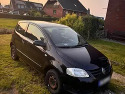 Schwarz Gebraucht 2006 VW Fox Kleinwagen | 1.800 € (Teuer)