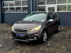 Platiniumgrau/metallic Gebraucht 2016 Peugeot 2008 Style SUV | 8.400 € (Fairer Preis)