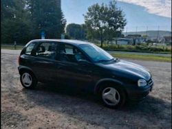 Schwarz Gebraucht 1996 Opel Corsa Limousine | 1.400 € (Fairer Preis)