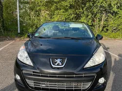 Schwarz Gebraucht 2011 Peugeot 207 CC Cabrio | 3.999 € (Fairer Preis)