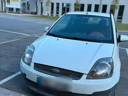 Weiß Gebraucht 2008 Ford Fiesta Kleinwagen | 1.499 € (Fairer Preis)