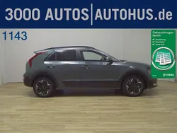 Cge cityscape grün met Gebraucht 2023 Kia e-Niro Style SUV | 26.480 € (Superpreis)