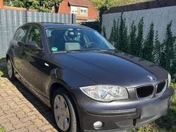 Grau Gebraucht 2004 BMW 116 Kleinwagen | 1.750 €