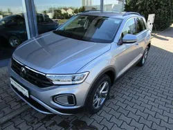 Silber Neu 2025 VW T-Roc Life SUV | 32.450 € (Guter Preis)