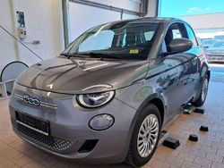 Grau Gebraucht 2023 Fiat 500e Kleinwagen | 23.999 € (Fairer Preis)