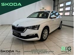 Weiss Gebraucht 2021 Skoda Scala Ambition Kleinwagen | 14.490 € (Fairer Preis)