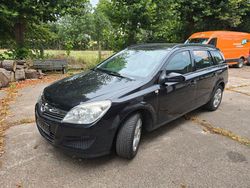 Schwarz Gebraucht 2008 Opel Astra Cosmo Kombi | 2.200 € (Fairer Preis)