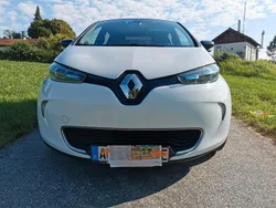 Weiß Gebraucht 2019 Renault Zoe Kleinwagen | 6.500 €