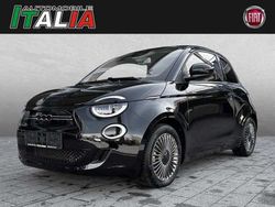 Schwarz Gebraucht 2022 Fiat 500e Icon Kleinwagen | 20.590 € (Fairer Preis)