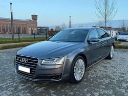 Grau Gebraucht 2014 Audi A8 Ambiente Limousine | 20.500 € (Fairer Preis)
