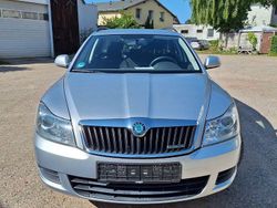 Silber Gebraucht 2011 Skoda Octavia Ambiente Kombi | 6.950 € (Fairer Preis)