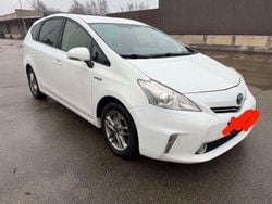 Weiß Gebraucht 2014 Toyota Prius+ Life Van / Kleinbus | 11.800 € (Fairer Preis)