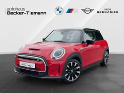 Chili red Gebraucht 2022 Mini Cooper SE Kleinwagen | 18.310 € (Fairer Preis)