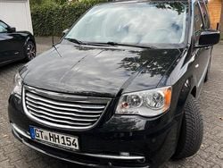 Schwarz Gebraucht 2014 Chrysler Town & Country Kombi | 6.850 €