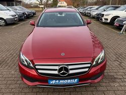 Rot Gebraucht 2017 Mercedes E220 Limousine | 21.999 € (Fairer Preis)