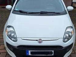 Weiß Gebraucht 2011 Fiat Grande Punto Kleinwagen | 3.900 € (Fairer Preis)