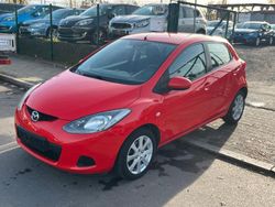 Rot Gebraucht 2009 Mazda 2 Impuls Kleinwagen | 1.800 € (Guter Preis)