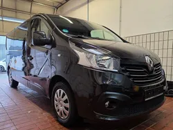 Schwarz Gebraucht 2017 Renault Trafic Expression Van | 15.980 € (Fairer Preis)