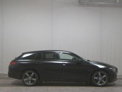 Schwarz Gebraucht 2022 Mercedes CLA180 Shooting Brake Progressive Kombi | 22.980 € (Guter Preis)