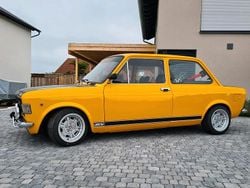 Gelb Gebraucht 1978 Fiat 124 Kleinwagen | 18.500 €