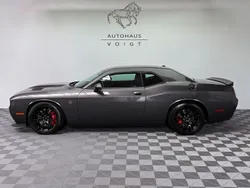 Granite crystal metallic Gebraucht 2019 Dodge Challenger Coupé | 64.500 € (Superpreis)