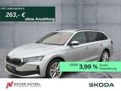 Brilliantsilber metallic Gebraucht 2024 Skoda Octavia Selection Kombi | 26.990 € (Guter Preis)