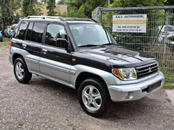 Schwarz Gebraucht 2005 Mitsubishi Pajero Intense SUV | 6.499 € (Teuer)