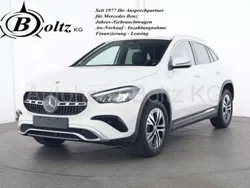 Polarweiß Gebraucht 2023 Mercedes GLA180 Progressive SUV | 34.888 € (Guter Preis)
